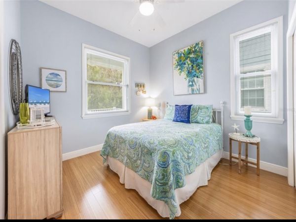 Three Bedrooms Luxury Home With Golf Cart Included