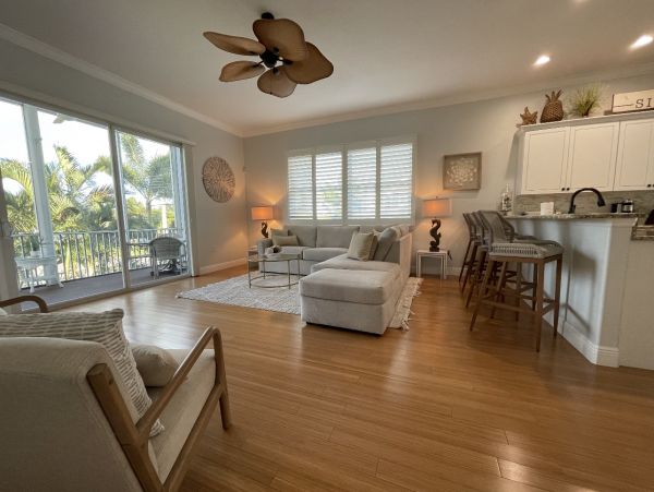 Three Bedrooms Luxury Home With Golf Cart Included