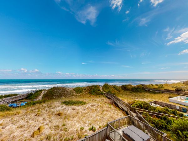 Corolla Vacation Home Eight Bedroom On Beach