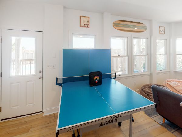 Corolla Vacation Home Eight Bedroom On Beach