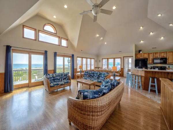 Outerbanks Eight Bedroom Vacation Rental Home