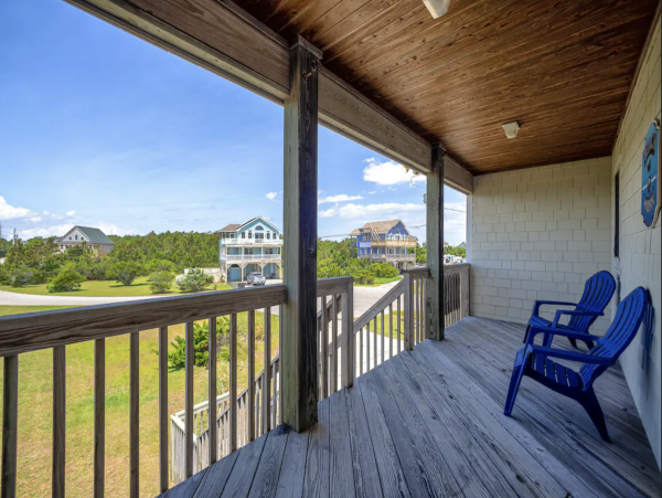 Outerbanks Eight Bedroom Vacation Rental Home