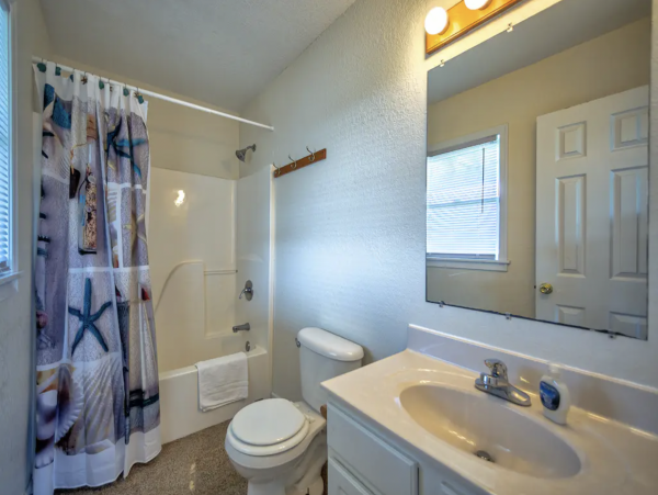 Outerbanks Eight Bedroom Vacation Rental Home