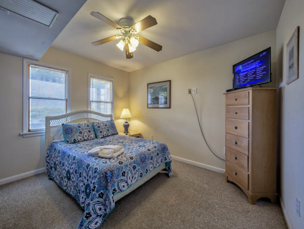 Outerbanks Eight Bedroom Vacation Rental Home