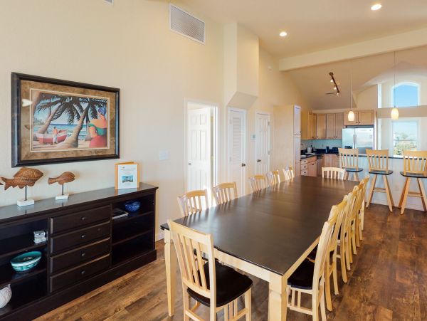 Corolla Oceanfront Eight Bedroom Home Pool, Hot Tub, & More!