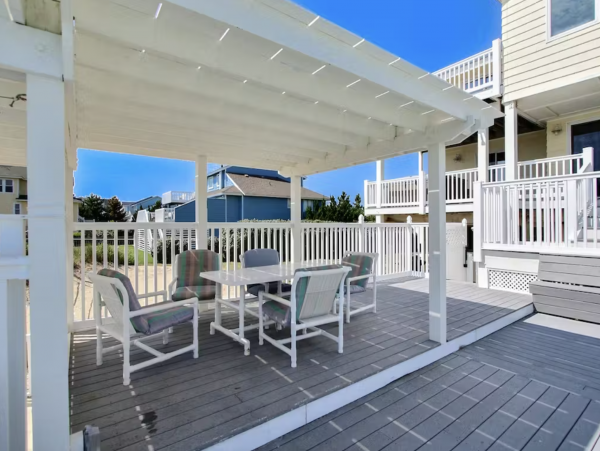 Corolla Oceanfront Eight Bedroom Home Pool, Hot Tub, & More!