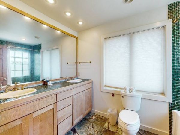 Luxury Buxton Vacation Rental with Stunning Sound Front Views