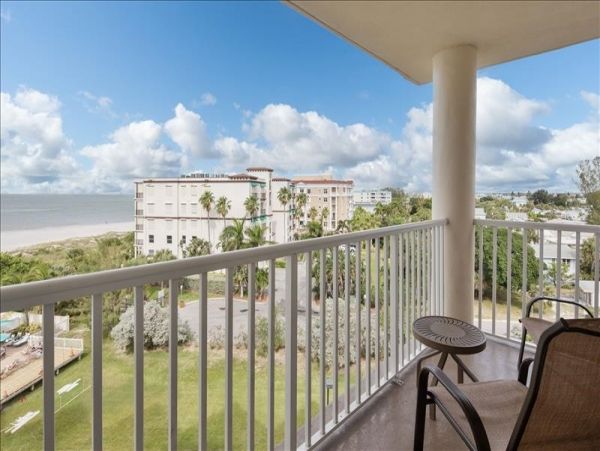 Beachfront Treasure Island Vacation Condo Three Bedroom