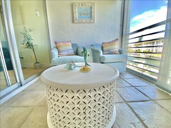 Lovely 2 Bedroom Condo in Longboat Key