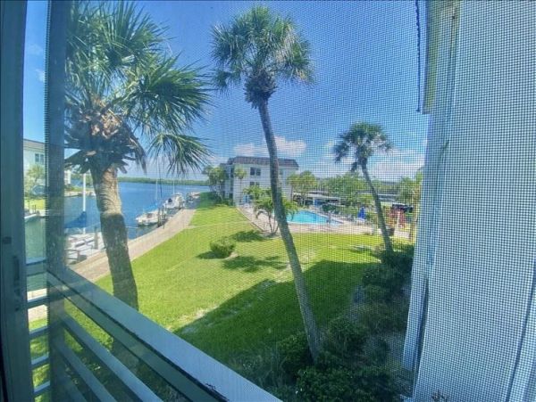 Lovely 2 Bedroom Condo in Longboat Key