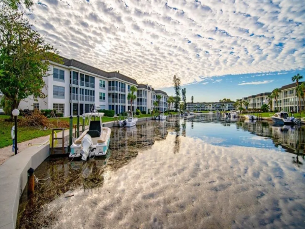 Lovely 2 Bedroom Condo in Longboat Key
