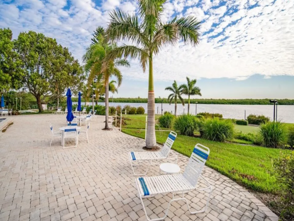 Lovely 2 Bedroom Condo in Longboat Key