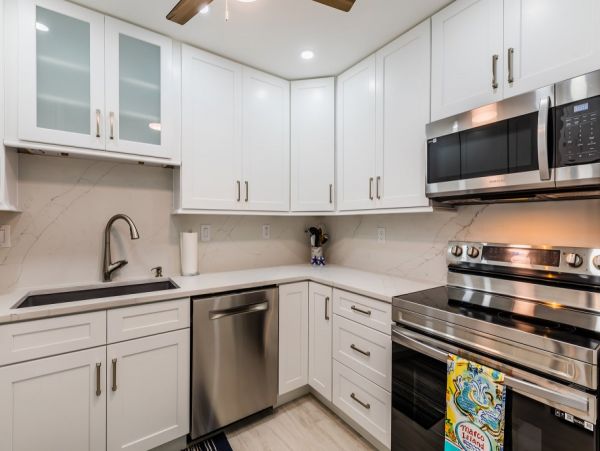 Beautiful 2 Bedroom Vacation Rental in Marco Island