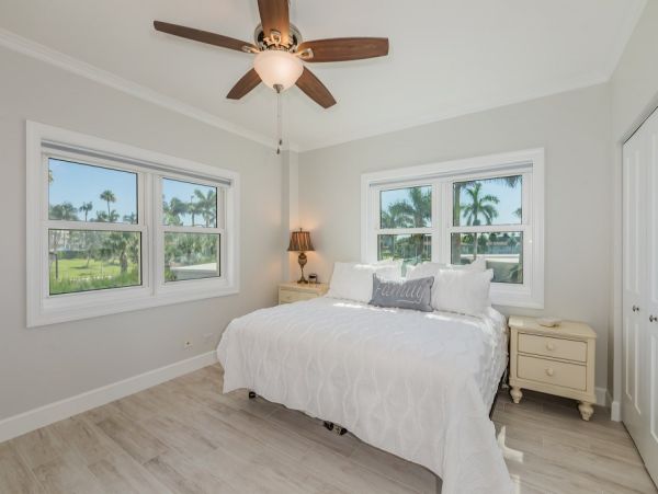Beautiful 2 Bedroom Vacation Rental in Marco Island