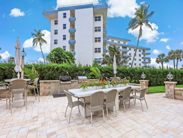 Beautiful 2 Bedroom Vacation Rental in Marco Island