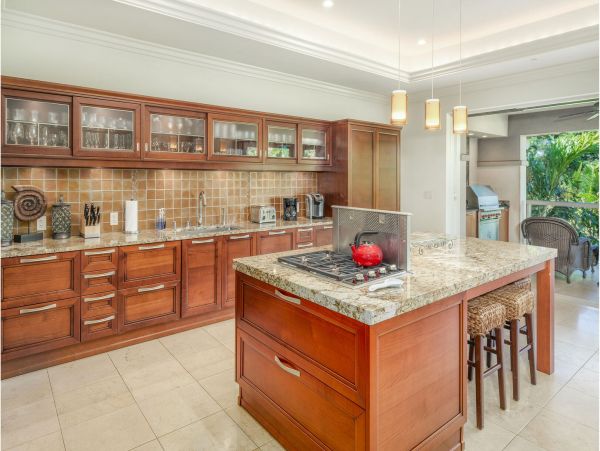 Luxurious 3 Bedroom Tropical Vacation Rental in Wailea