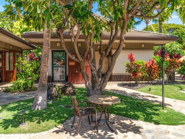 Luxurious 3 Bedroom Tropical Vacation Rental in Wailea