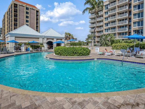 Luxury Suite with Ocean Views in Marco Island Sleeps Four