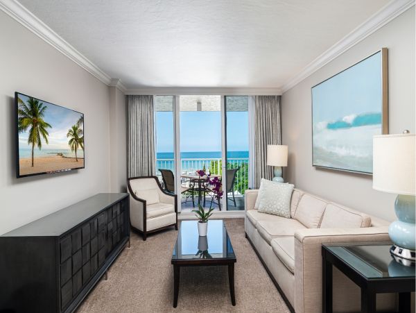 Luxury Suite with Ocean Views in Marco Island Sleeps Four