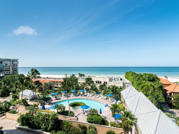 Luxury Suite with Ocean Views in Marco Island Sleeps Four