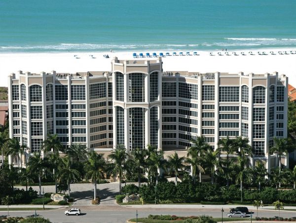 Luxury Suite with Ocean Views in Marco Island Sleeps Four