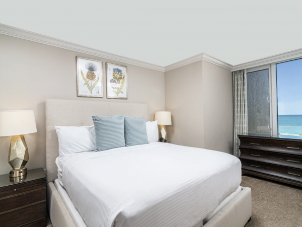 Luxury Suite with Ocean Views in Marco Island Sleeps Four