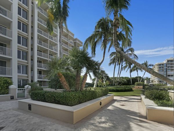 Luxury Suite with Ocean Views in Marco Island Sleeps Four
