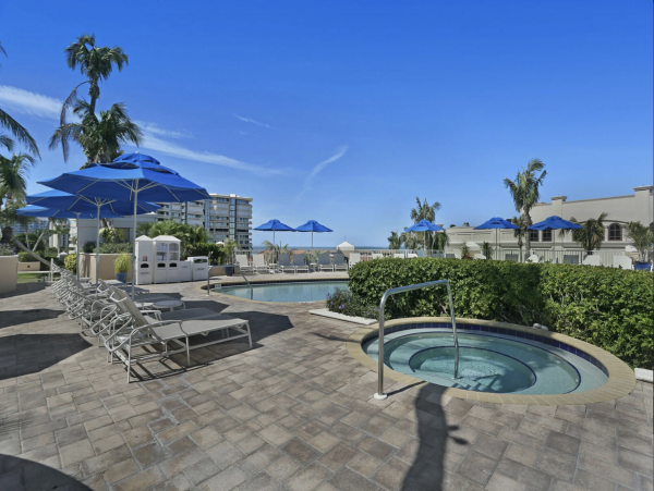 Luxury Suite with Ocean Views in Marco Island Sleeps Four