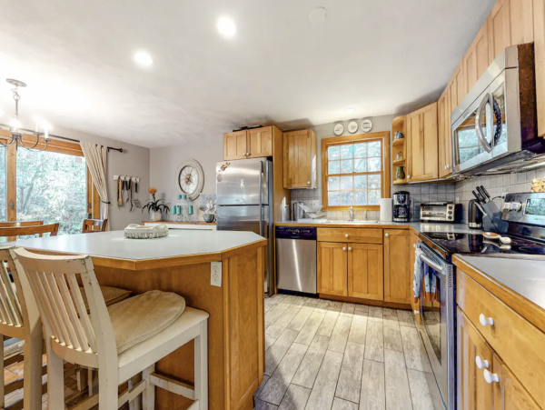 Value Four bedroom East Falmouth  Cottage