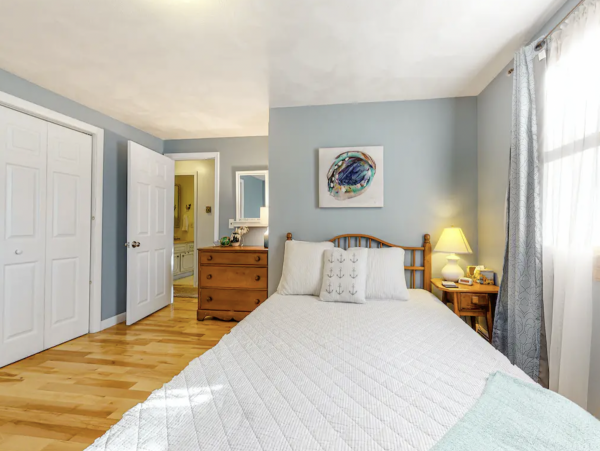 Value Four bedroom East Falmouth  Cottage