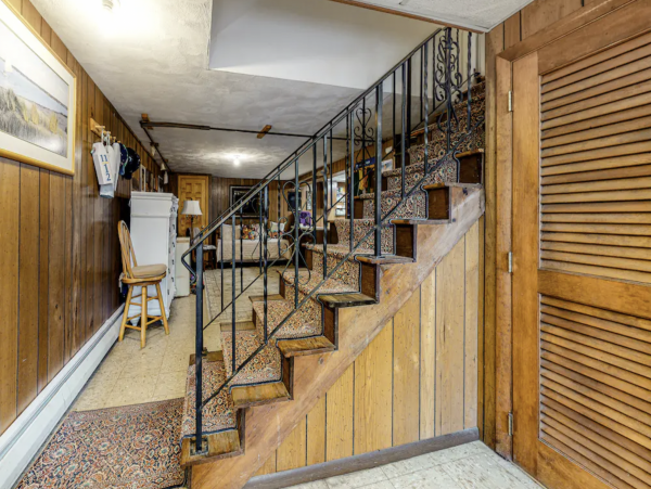 Value Four bedroom East Falmouth  Cottage