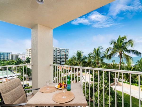 Gulf View One Bedroom Suite in Marco Island