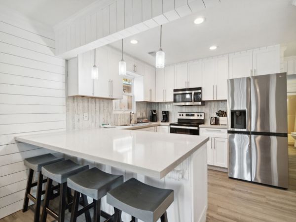 Luxury Home with Private Pool Upscale Neighborhood in Frangista Beach