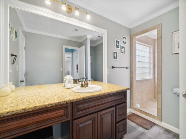 Luxury Home with Private Pool Upscale Neighborhood in Frangista Beach