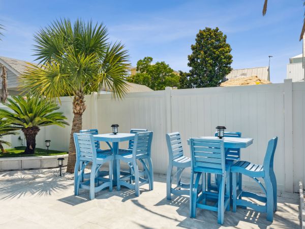 Luxury Home with Private Pool Upscale Neighborhood in Frangista Beach