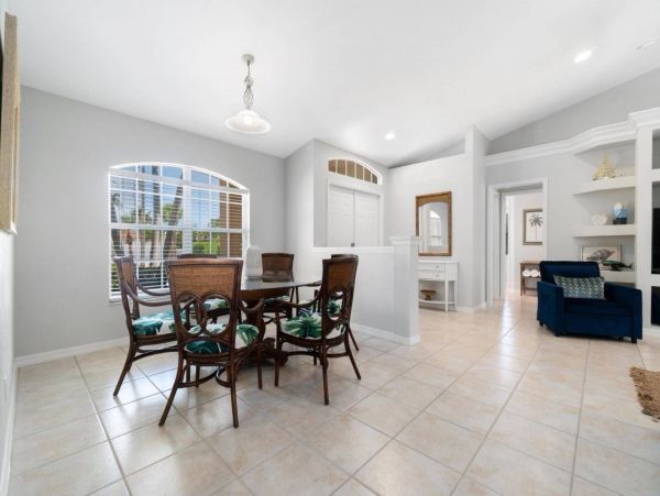 Marco Island Vacation Home Three Bedroom Walk to Beach