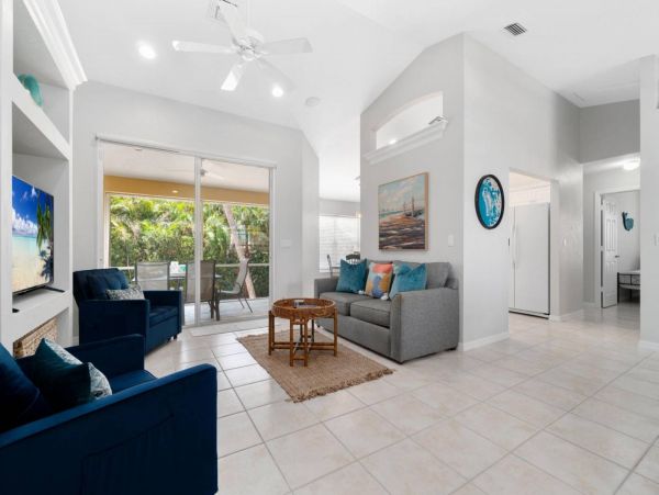 Marco Island Vacation Home Three Bedroom Walk to Beach