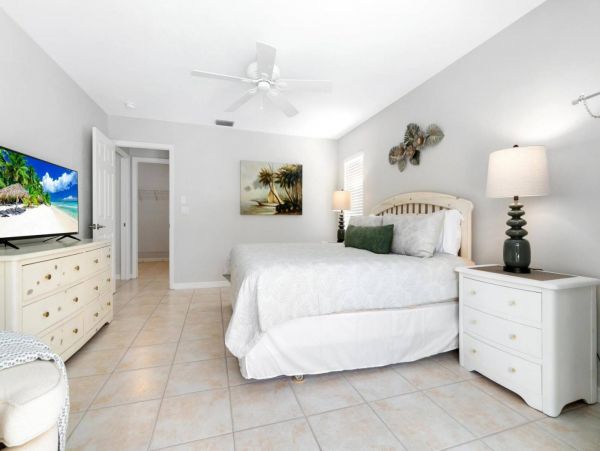 Marco Island Vacation Home Three Bedroom Walk to Beach