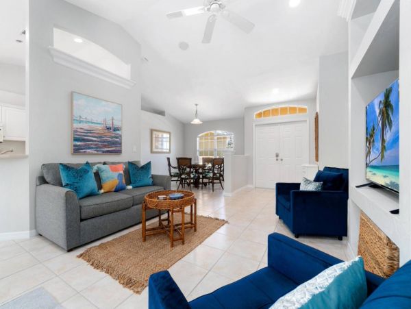 Marco Island Vacation Home Three Bedroom Walk to Beach