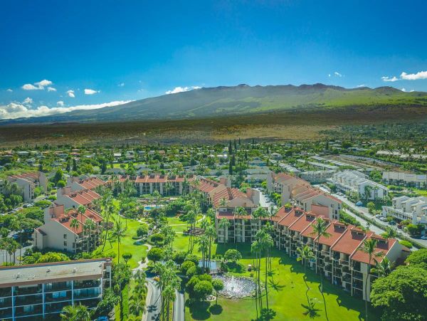 Upscale Two Bedroom Vacation Condo in Wailea