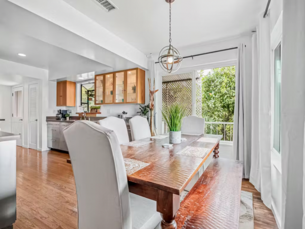 Top Floor Delightful Duplex with Hot Tub