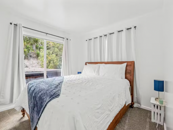 Top Floor Delightful Duplex with Hot Tub