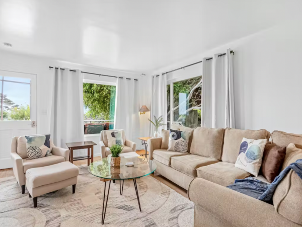 Top Floor Delightful Duplex with Hot Tub