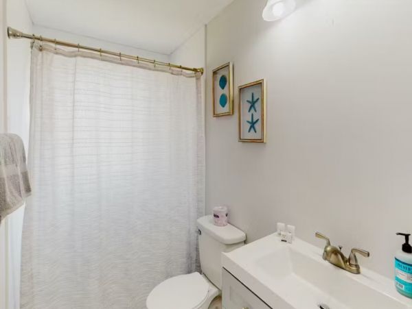 Fort Myers Charming Canal Front Two Bedroom Cottage