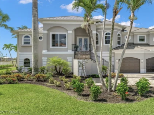 Sanibel Three Bedroom Walk to Beach Vacation Rental