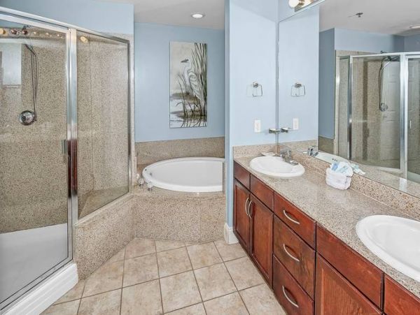 Spacious 3 Bedroom Beachfront Vacation Rental