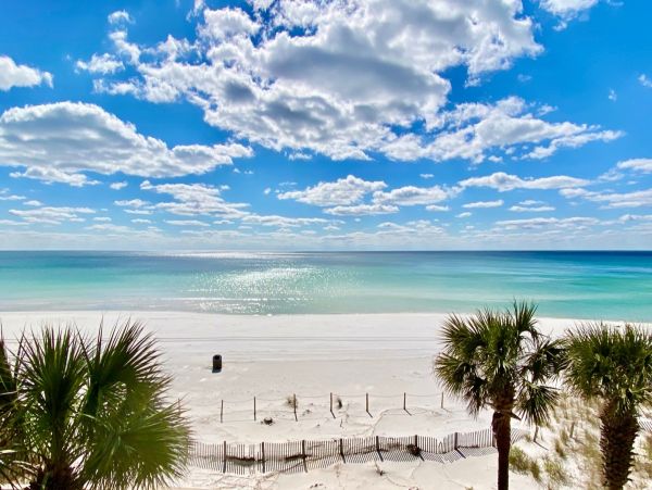 Spacious 3 Bedroom Beachfront Vacation Rental