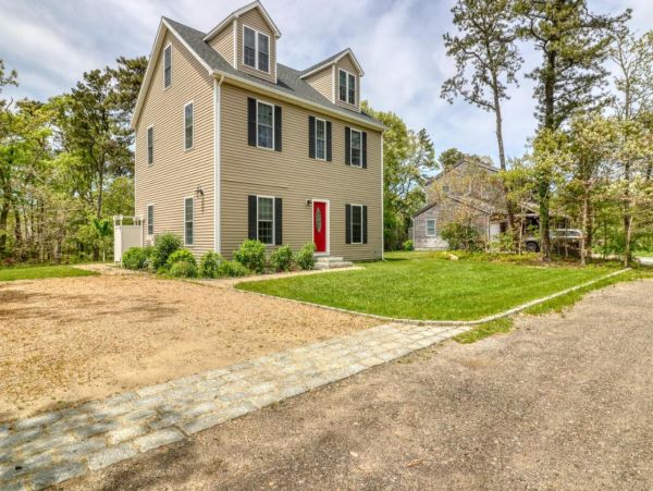 Lovely Vacation Rental with 4 Bedrooms