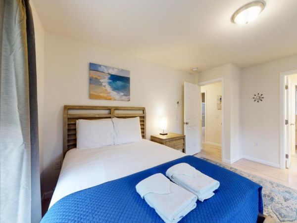 Lovely Vacation Rental with 4 Bedrooms