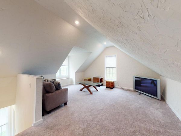 Lovely Vacation Rental with 4 Bedrooms